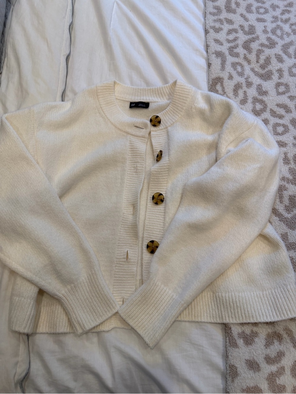 GAP Cream Button-Front Cardigan with Tortoiseshell Buttons